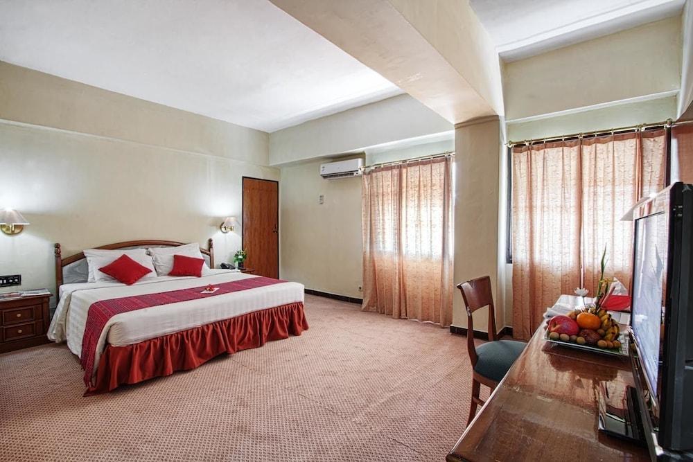 Sahid Kawanua Hotel Манадо Екстериор снимка