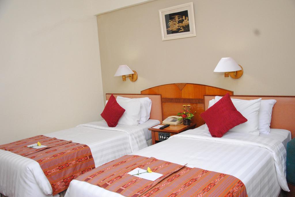 Sahid Kawanua Hotel Манадо Стая снимка