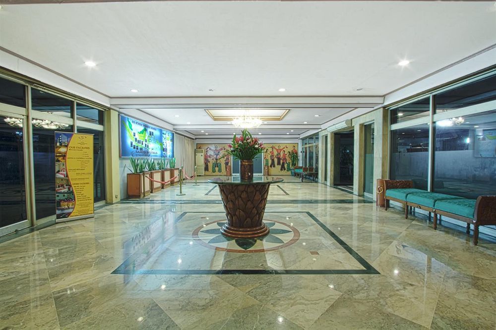 Sahid Kawanua Hotel Манадо Екстериор снимка